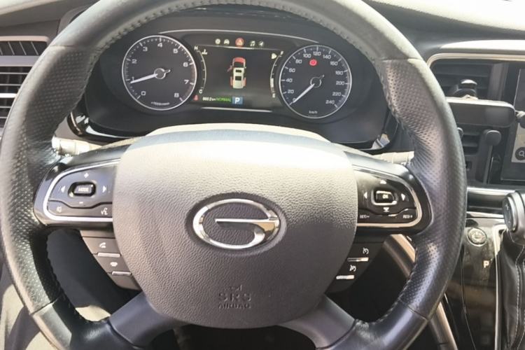 Used GAC Trumpchi M8 2020 Flagship Model 390T Supreme Edition Steering Wheel