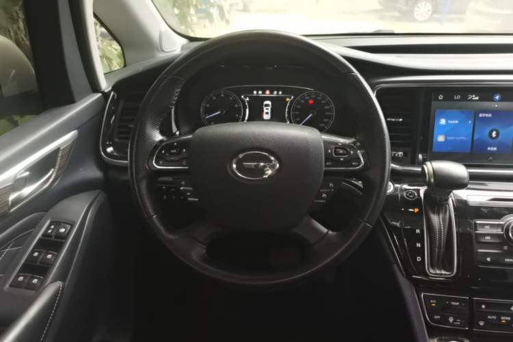 Used GAC Trumpchi M8 2020 Flagship Model 390T Prestige Edition Steering Wheel