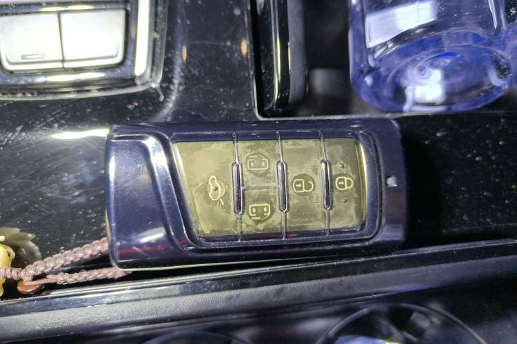 Used GAC Trumpchi M8 2020 Flagship 390T Navigation Model Vehicle Key