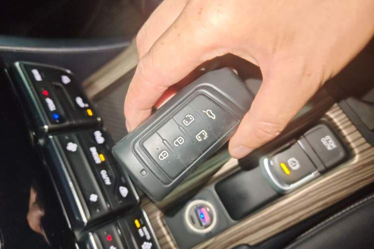 Used GAC Trumpchi M8 2020 Flagship Model 390T Prestige Edition Vehicle Key
