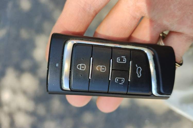 Used GAC Trumpchi M8 2020 390T Deluxe Edition Vehicle Key