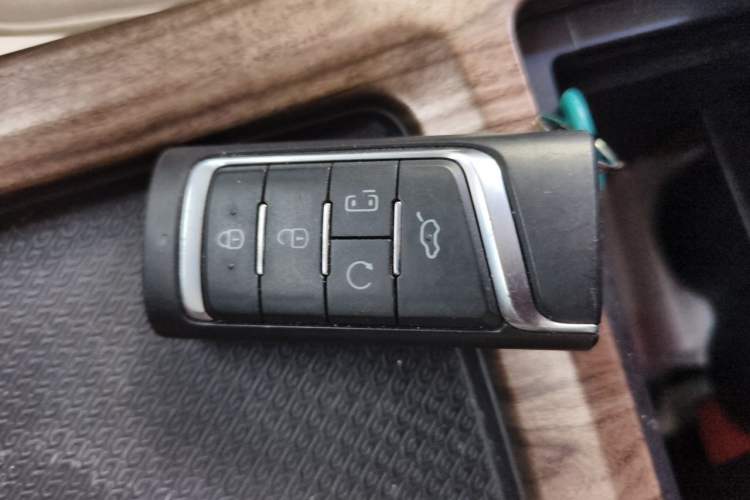 Used GAC Trumpchi M8 2020 390T Deluxe Edition Vehicle Key