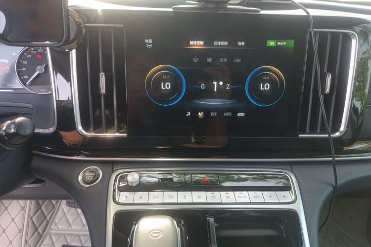 Used GAC Trumpchi M8 2021 Lingxiu Series 390T Deluxe Edition Audio And AC Panel