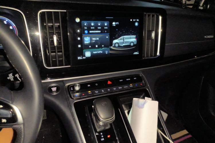 Used GAC Trumpchi M8 2021 Lingxiu Series 390T Deluxe Edition Audio And AC Panel