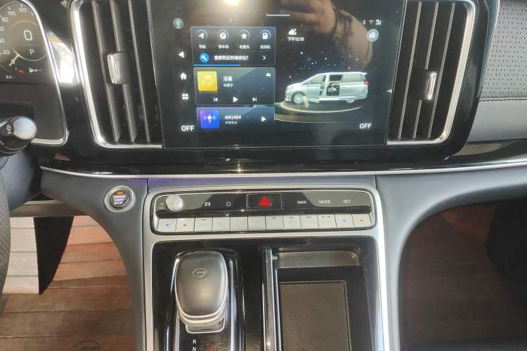Used GAC Trumpchi M8 2021 Lingxiu Series 390T Deluxe Edition Audio And AC Panel