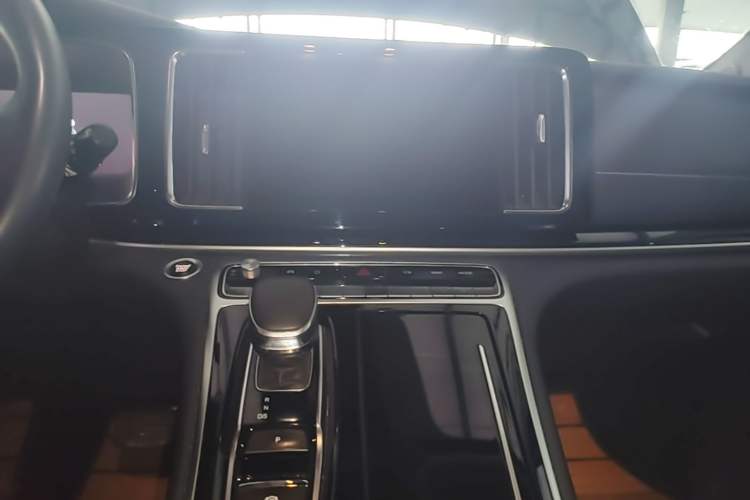 Used GAC Trumpchi M8 2021 Lingxiu Series 390T Ultimate Edition Audio And AC Panel