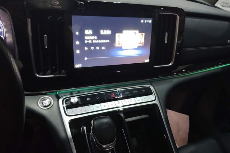 Used GAC Trumpchi M8 2021 Lingxiu Series 390T Deluxe Edition Audio And AC Panel