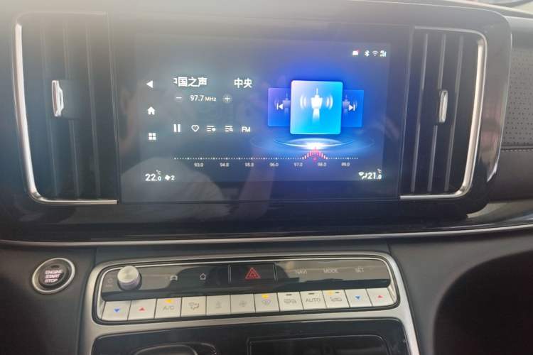 Used GAC Trumpchi M8 2021 Lingxiu Series 390T Deluxe Edition Audio And AC Panel