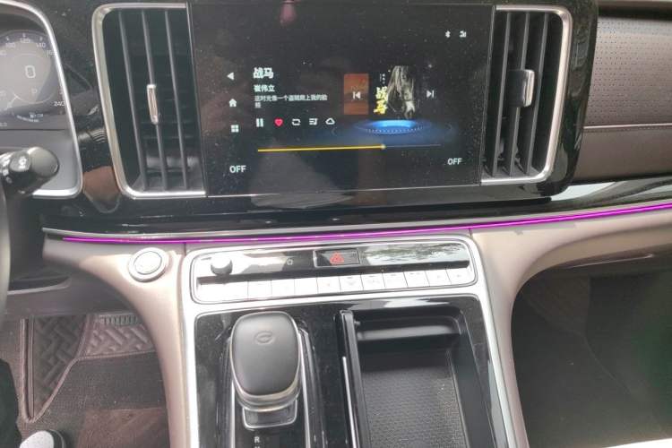 Used GAC Trumpchi M8 2021 Master Series 390T Ultimate Edition Audio And AC Panel