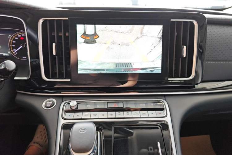 Used GAC Trumpchi M8 2021 Lingxiu Series 390T Deluxe Edition Audio And AC Panel
