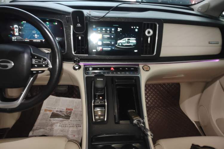Used GAC Trumpchi M8 2021 Lingxiu Series 390T Flagship Edition Audio And AC Panel