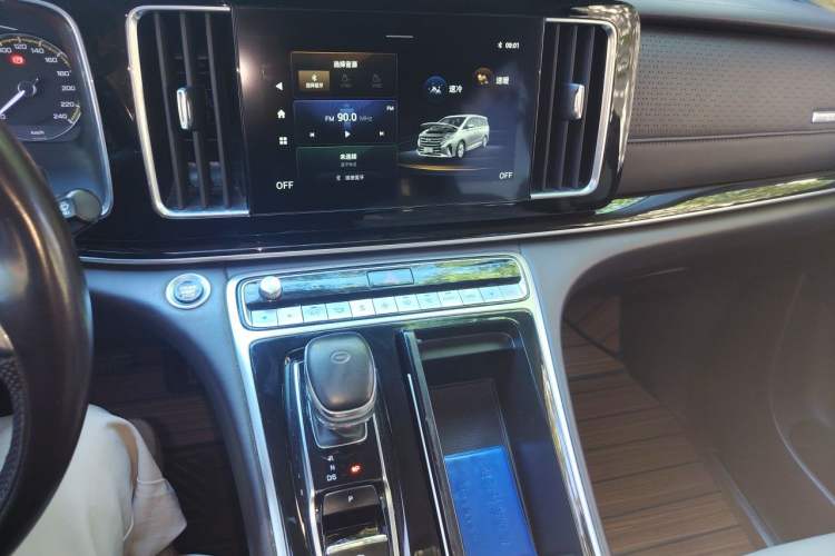 Used GAC Trumpchi M8 2021 Lingxiu Series 390T Deluxe Edition Audio And AC Panel