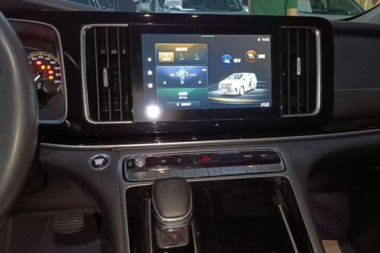 Used GAC Trumpchi M8 2021 Lingxiu Series 390T Deluxe Edition Audio And AC Panel