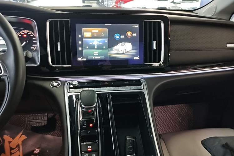 Used GAC Trumpchi M8 2021 Lingxiu Series 390T Deluxe Edition Audio And AC Panel