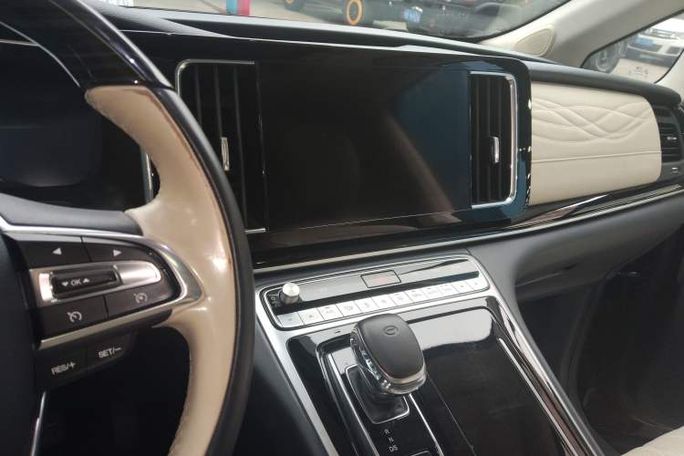 Used GAC Trumpchi M8 2021 Master Series 390T Four-Seat Glory Edition Audio And AC Panel