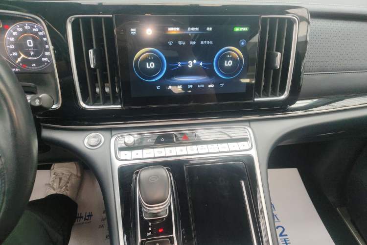 Used GAC Trumpchi M8 2021 Lingxiu Series 390T Ultimate Edition Audio And AC Panel