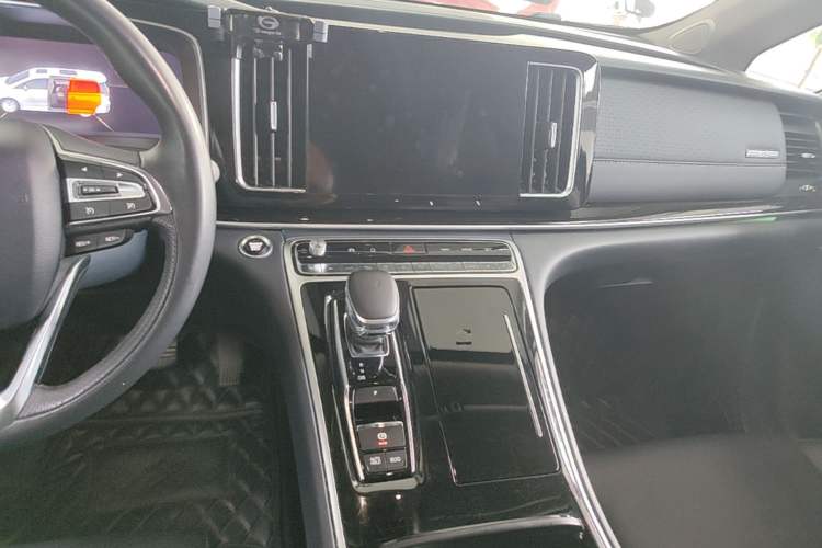 Used GAC Trumpchi M8 2021 Master Series 390T Prestige Edition Audio And AC Panel