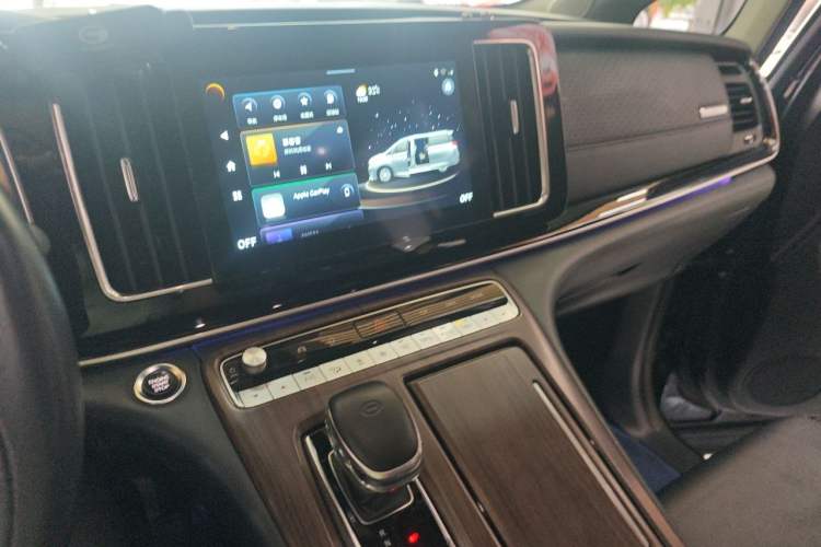 Used GAC Trumpchi M8 2021 Lingxiu Series 390T Ultimate Edition Audio And AC Panel