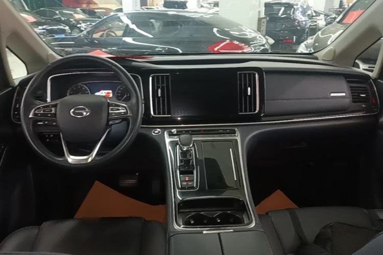 Used GAC Trumpchi M8 2021 Lingxiu Series 390T Deluxe Edition Center Console