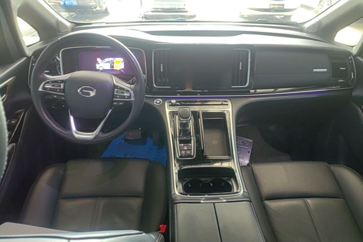 Used GAC Trumpchi M8 2021 Lingxiu Series 390T Ultimate Edition Center Console