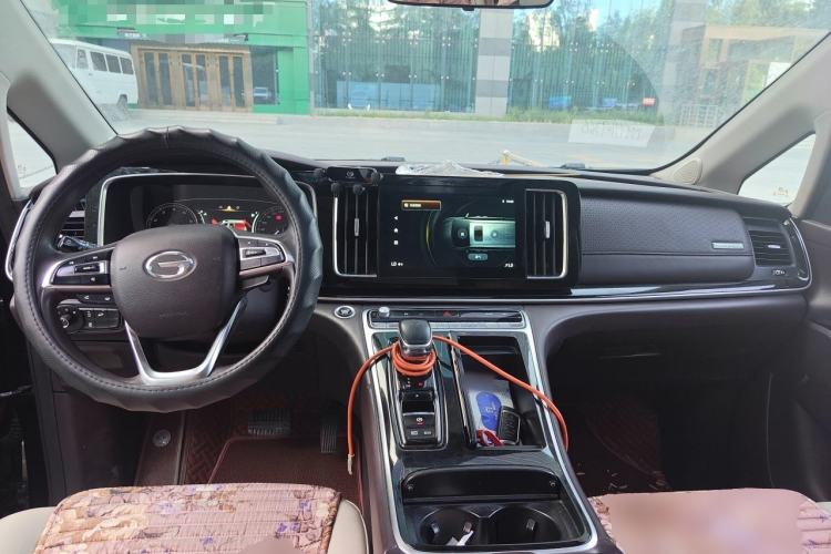 Used GAC Trumpchi M8 2021 Lingxiu Series 390T Luxury Edition Center Console
