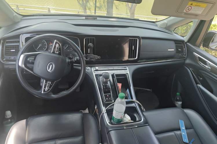 Used GAC Trumpchi M8 2021 Lingxiu Series 390T Deluxe Edition Center Console