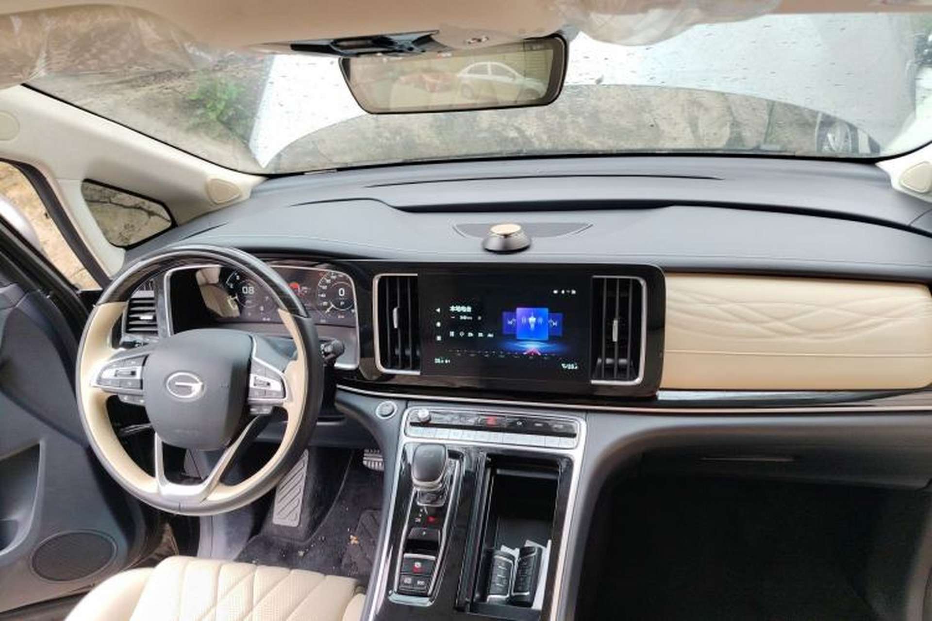 Used GAC Trumpchi M8 2021 Master Series 390T Four-Seat Glory Edition Center Console