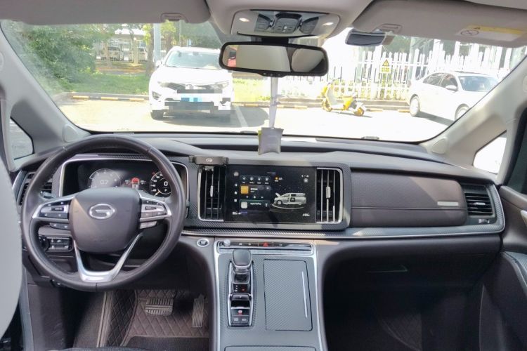 Used GAC Trumpchi M8 2021 Lingxiu Series 390T Ultimate Edition Center Console