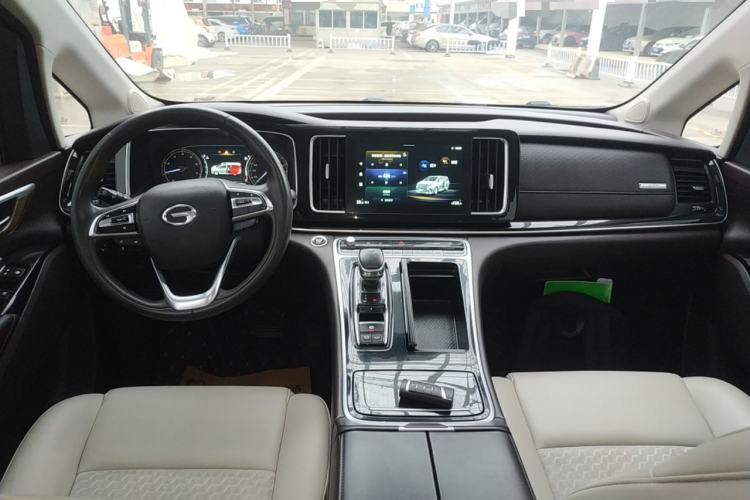 Used GAC Trumpchi M8 2021 Lingxiu Series 390T Luxury Edition Center Console