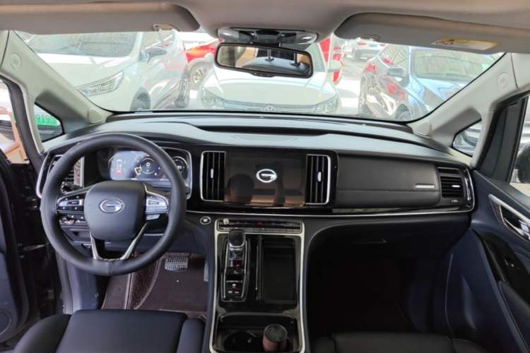 Used GAC Trumpchi M8 2021 Master Series 390T Ultimate Edition Center Console