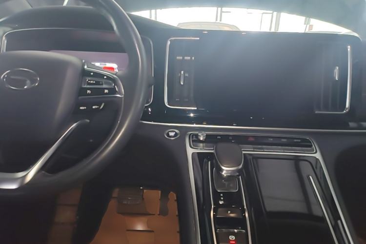 Used GAC Trumpchi M8 2021 Lingxiu Series 390T Ultimate Edition Center Console