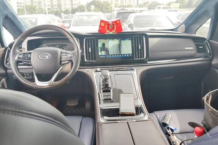 Used GAC Trumpchi M8 2021 Lingxiu Series 390T Deluxe Edition Center Console