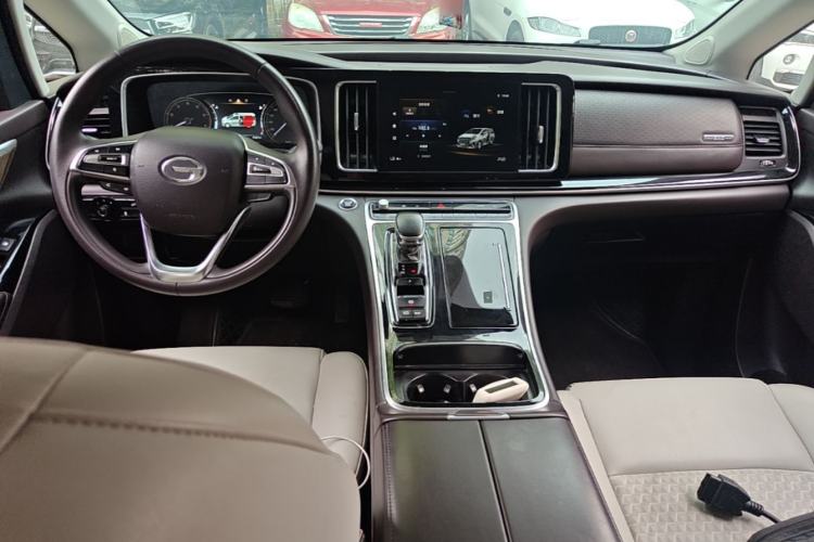 Used GAC Trumpchi M8 2021 Revised Version Lingxiu Series 390T Luxury Edition Center Console