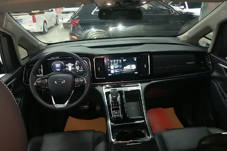 Used GAC Trumpchi M8 2021 Lingxiu Series 390T Ultimate Edition Center Console