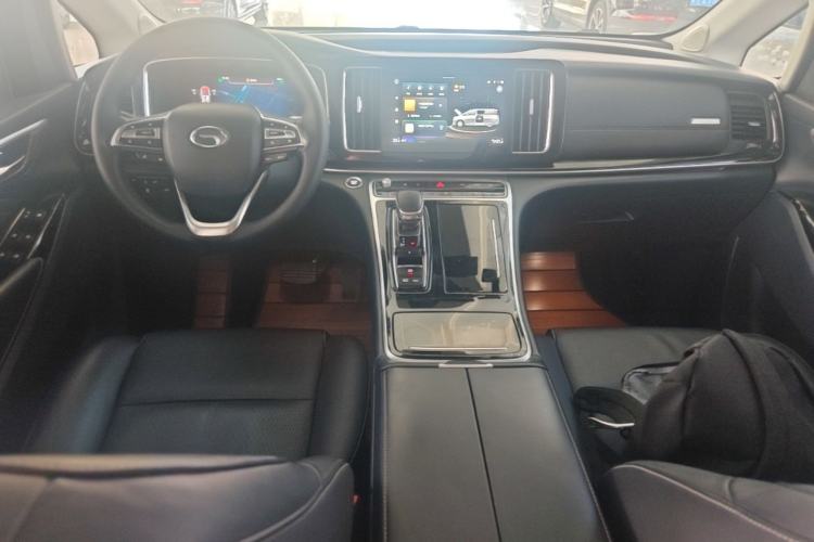 Used GAC Trumpchi M8 2021 Lingxiu Series 390T Deluxe Edition Center Console