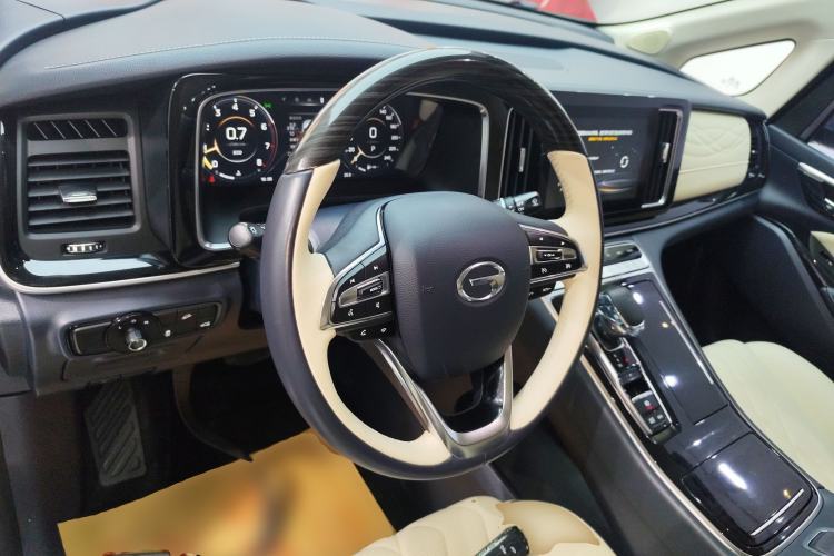Used GAC Trumpchi M8 2021 Master Series 390T Four-Seat Glory Edition Center Console