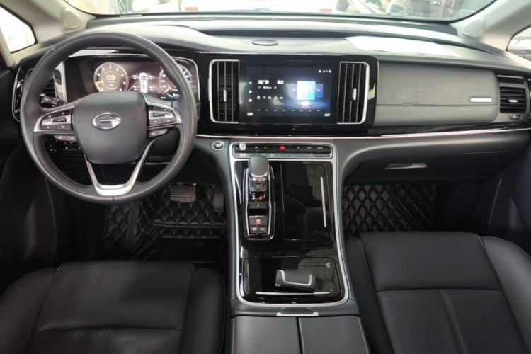 Used GAC Trumpchi M8 2021 Lingxiu Series 390T Ultimate Edition Center Console