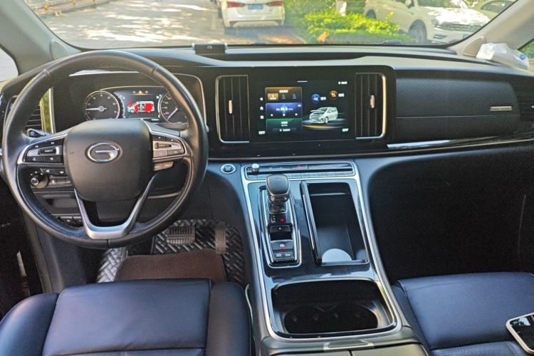 Used GAC Trumpchi M8 2021 Lingxiu Series 390T Deluxe Edition Center Console