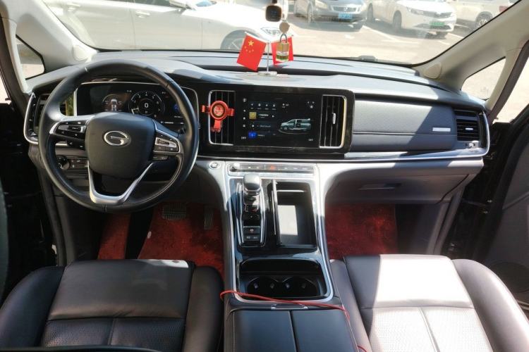 Used GAC Trumpchi M8 2021 Lingxiu Series 390T Ultimate Edition Center Console