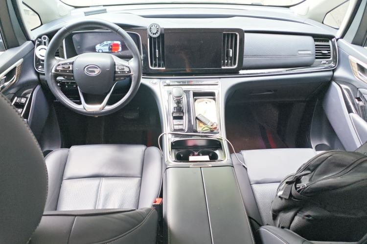 Used GAC Trumpchi M8 2021 Lingxiu Series 390T Ultimate Edition Center Console