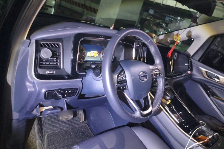 Used GAC Trumpchi M8 2021 Lingxiu Series 390T Deluxe Edition Center Console