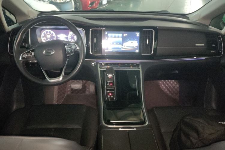 Used GAC Trumpchi M8 2021 Lingxiu Series 390T Ultimate Edition Center Console