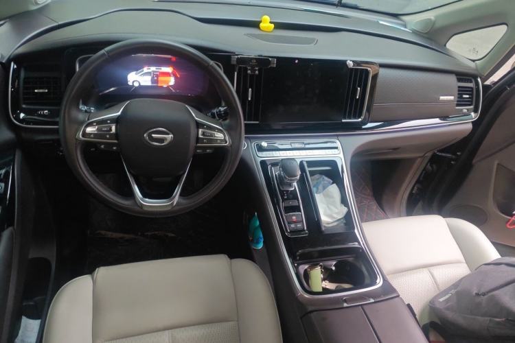 Used GAC Trumpchi M8 2021 Lingxiu Series 390T Deluxe Edition Center Console