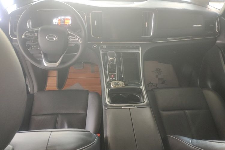 Used GAC Trumpchi M8 2021 Lingxiu Series 390T Deluxe Edition Center Console