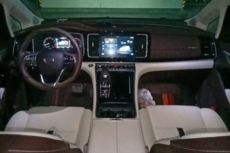 Used GAC Trumpchi M8 2021 Lingxiu Series 390T Luxury Edition Center Console