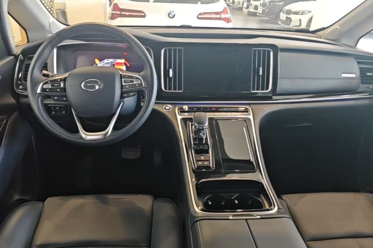 Used GAC Trumpchi M8 2021 Lingxiu Series 390T Ultimate Edition Center Console