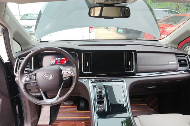 Used GAC Trumpchi M8 2021 Master Series 390T Ultimate Edition Center Console