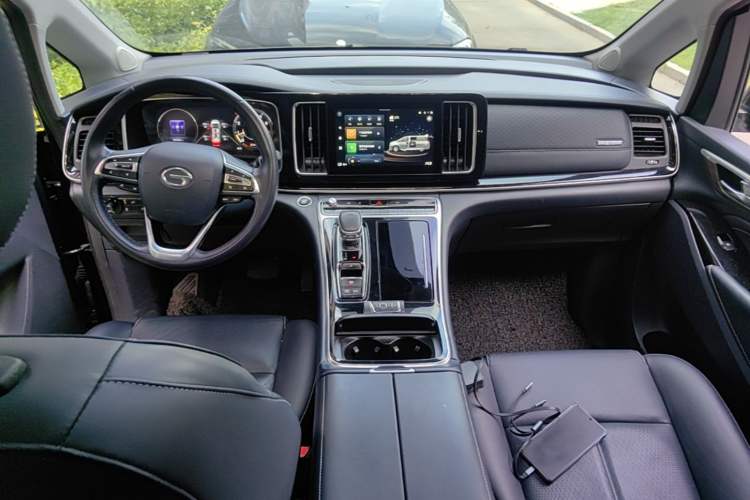 Used GAC Trumpchi M8 2021 Lingxiu Series 390T Ultimate Edition Center Console