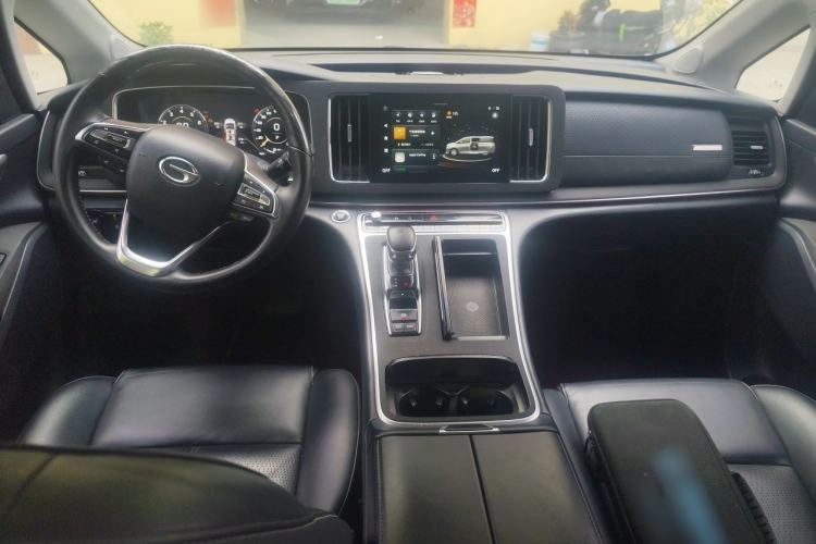 Used GAC Trumpchi M8 2021 Lingxiu Series 390T Ultimate Edition Center Console