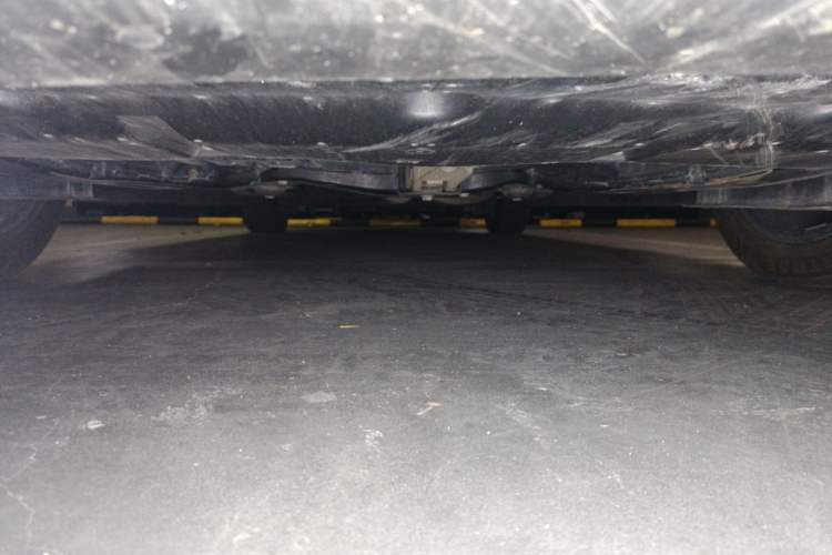 Used GAC Trumpchi M8 2021 Master Series 390T Four-Seat Glory Edition Chassis Front